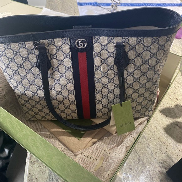 ❤️SOLD❤️ Gucci Ophidia GG medium tote & matching zip wallet - Picture 5 of 16